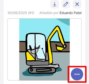 Parte inferior de la página del artículo mostrando el botón azul con el menú de tres puntos cerrado.