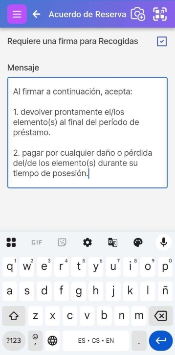 Pantalla de configuración del acuerdo de reserva. Muestra una casilla de verificación para requerir firma y el acuerdo de reserva editable.