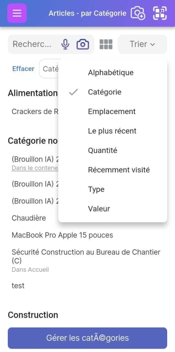 Image d'une page de liste d'articles avec le menu déroulant "Trier par" sélectionné et regroupé par Catégorie.