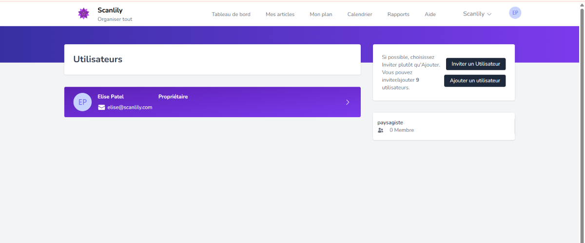 Page de gestion des utilisateurs affichant la liste des utilisateurs avec les boutons Inviter un utilisateur et Ajouter un utilisateur