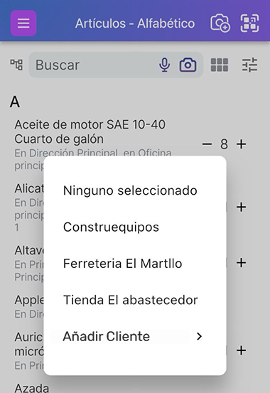 Menú desplegable Cliente expandido que muestra la lista de clientes y una opción Agregar cliente en la parte inferior